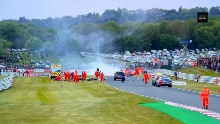 Two die in British Supersport Championship race 