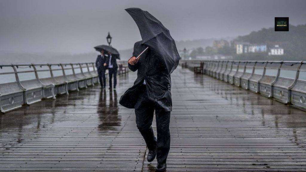 Thunderstorms set to hit after record dry spell – UK weather