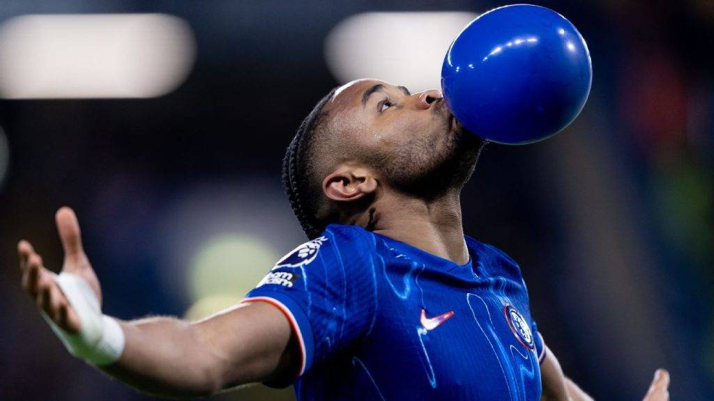 Transfer rumors, news: Liverpool in for Chelsea’s Nkunku