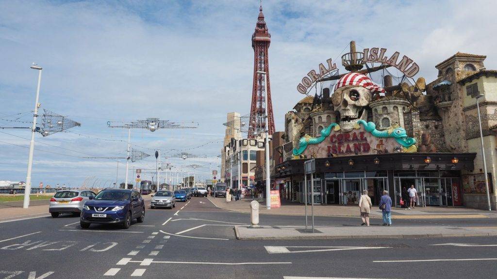 Woman arrested after trying to abduct baby in Blackpool Woman arrested after trying to abduct baby in Blackpool