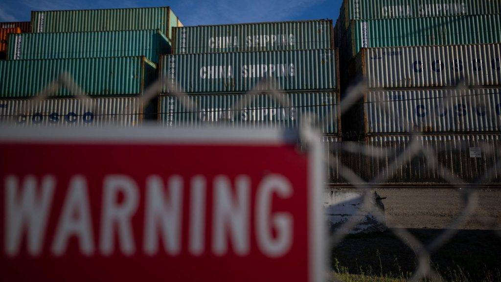 US and China agree to slash tariffs on each other