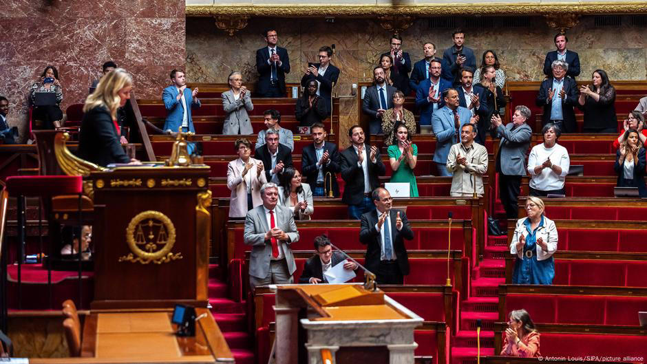 Sunday Papers - New negotiations for NI Protocol Bill 14 - WTX News Breaking News, fashion & Culture from around the World - Daily News Briefings -Finance, Business, Politics & Sports News Stymied French politicians turn to sins of the past