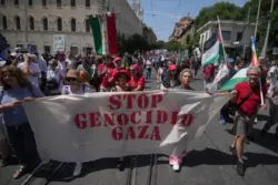 Thousands March in Rome Demanding an End to the Gaza War