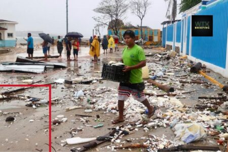 Hurricane Erick weakens as residents clear debris