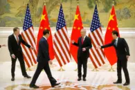 US and Chinese officials meet in London for further trade talks