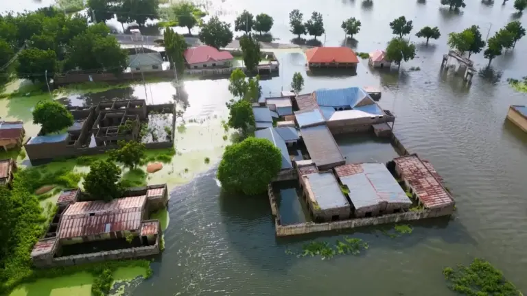 Floods kill at least 23 people in northeastern Nigeria