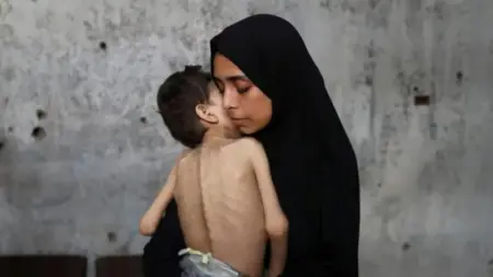 Israel backs down and allows foreign countries to parachute aid into Gaza