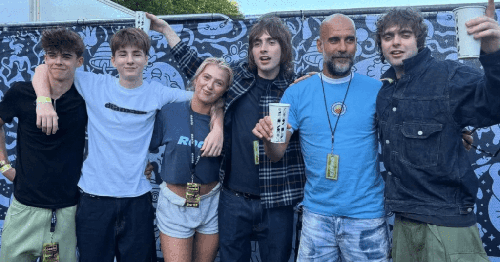 Liam and Noel Gallagher’s kids put on united front in ‘pic of the century’