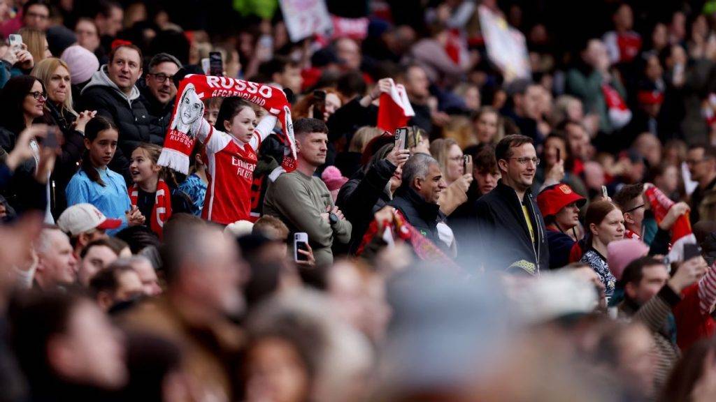 Arsenal Chelsea among WSL clubs to trial alcohol in stands