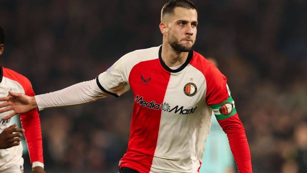 Atlético Madrid sign Dávid Hancko after Al Nassr move collapses