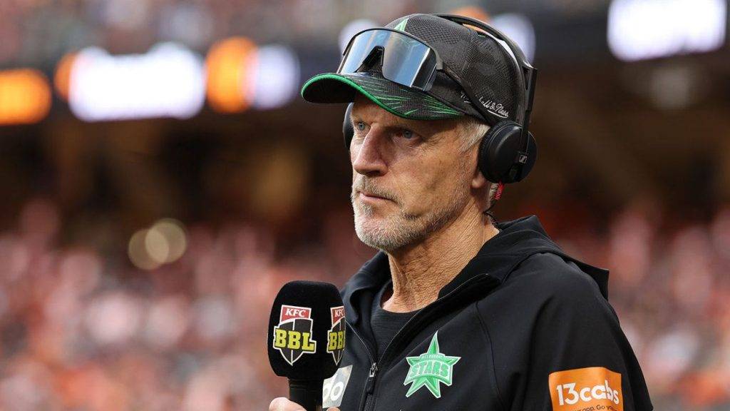 Moores signs two-year extension with Melbourne Stars