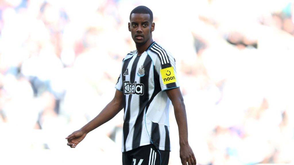 Liverpool register interest in Newcastle’s Alexander Isak