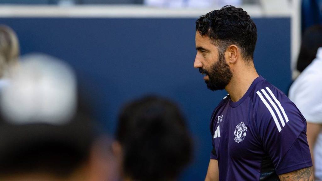 Man United to leave quartet out of U.S. preseason tour – sources
