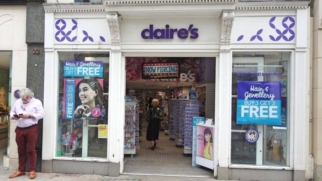 Lakeland-owner Hilco eyes swoop for stricken jeweller Claire’s Lakeland-owner Hilco eyes swoop for stricken jeweller Claire’s