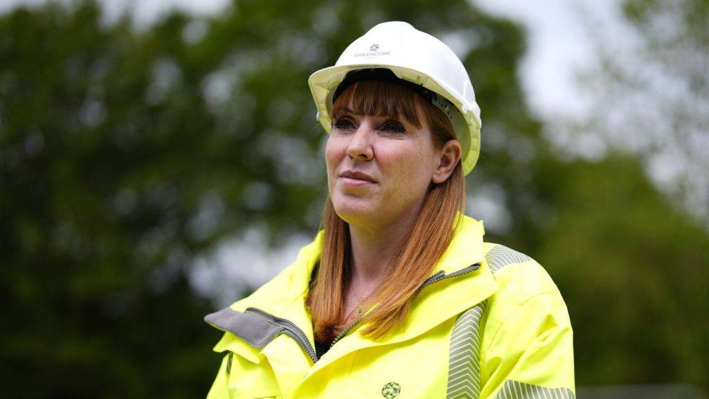 Unite votes to suspend Angela Rayner over Birmingham bin strike