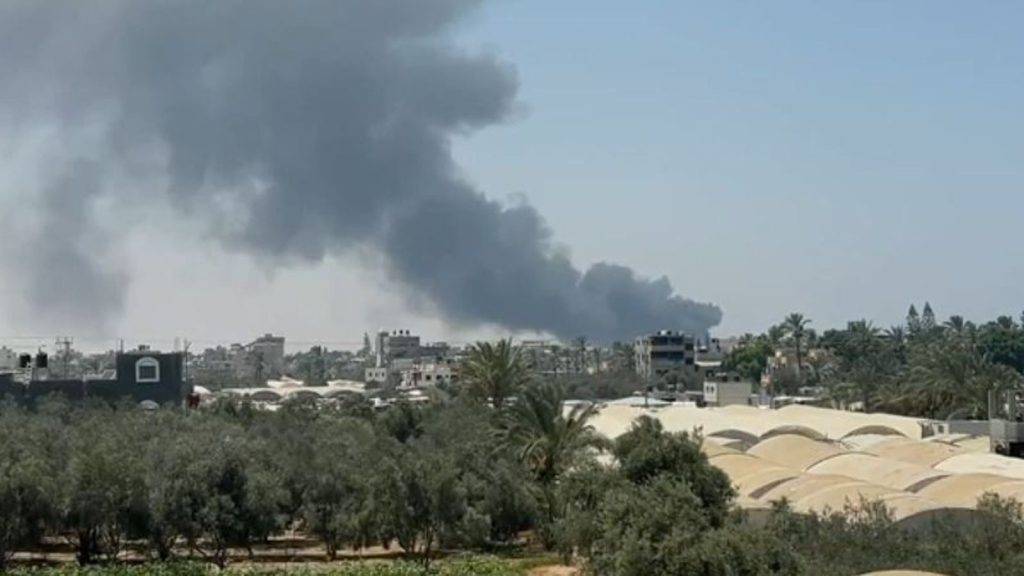 Israel launches DEADLY ground assault on central Gazan city says charity