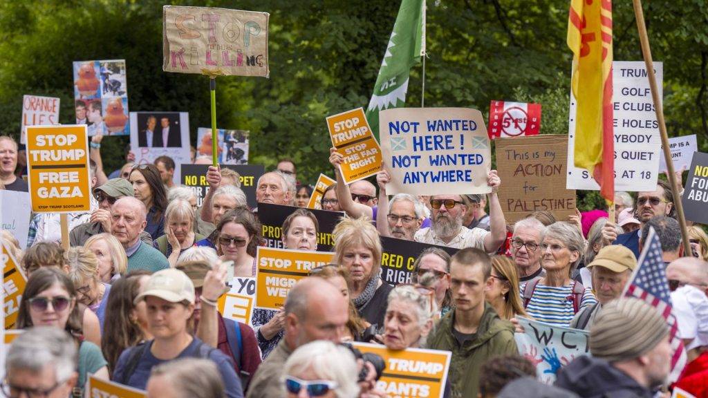 Donald Trump able to enjoy round of golf at Turnberry as protesters speak out from hundreds of miles away