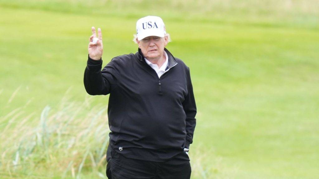Donald Trump gives his view on chances of US-EU trade deal while on the golf course Donald Trump gives his view on chances of US-EU trade deal while on the golf course