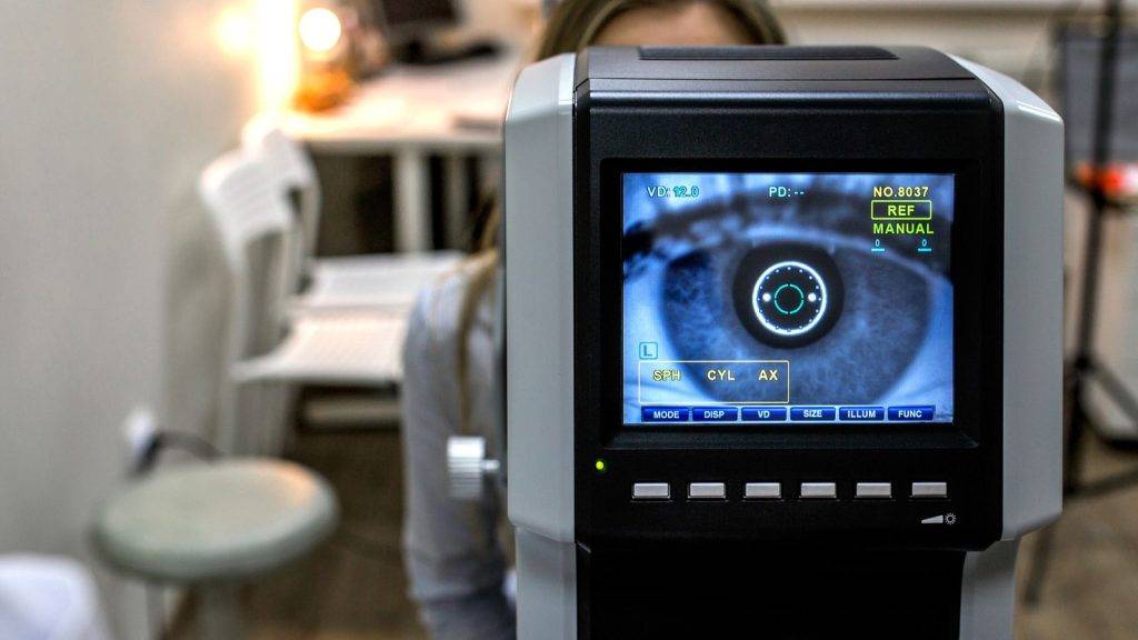 Routine eye scan could predict 10-year heart attack and stroke risk Routine eye scan could predict 10-year heart attack and stroke risk