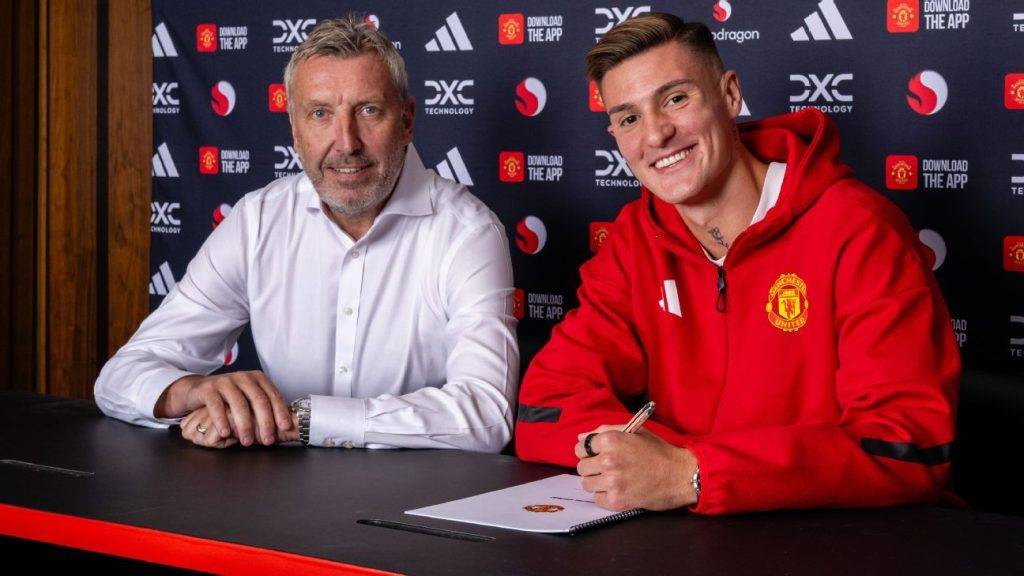 Man United’s Wilcox: No quick fix to issues I pray we get time Man United’s Wilcox: No quick fix to issues I pray we get time