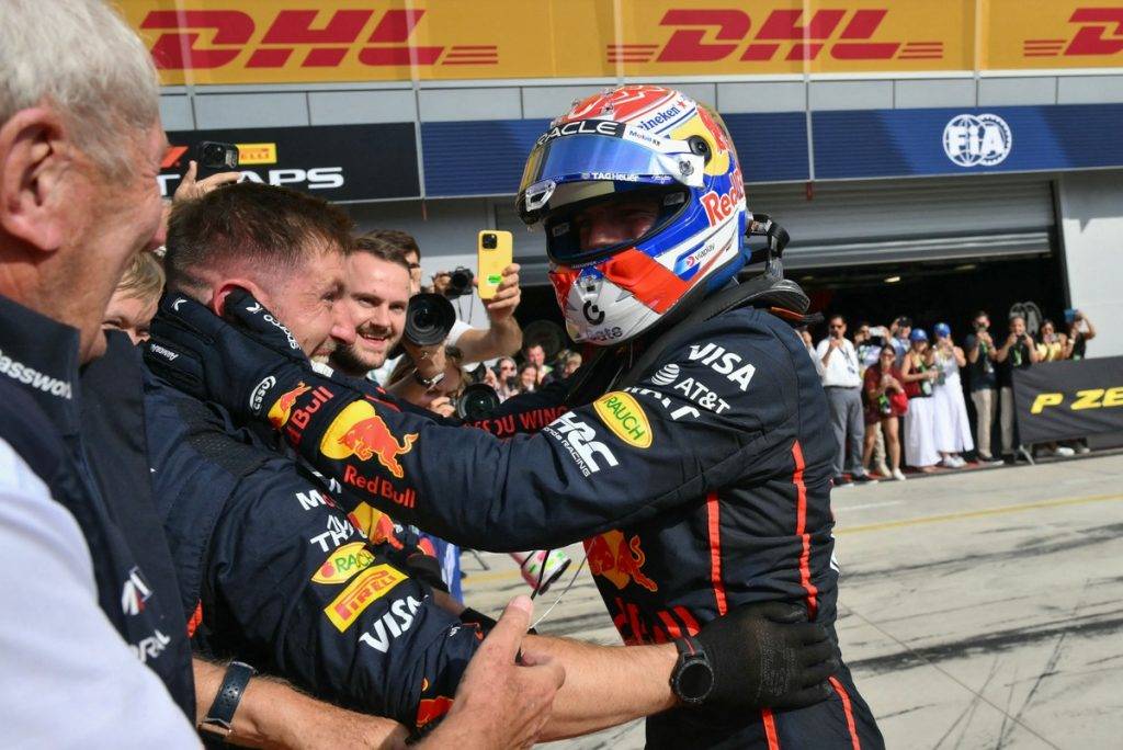 Verstappen will stay at Red Bull unless it struggles in F1 2026