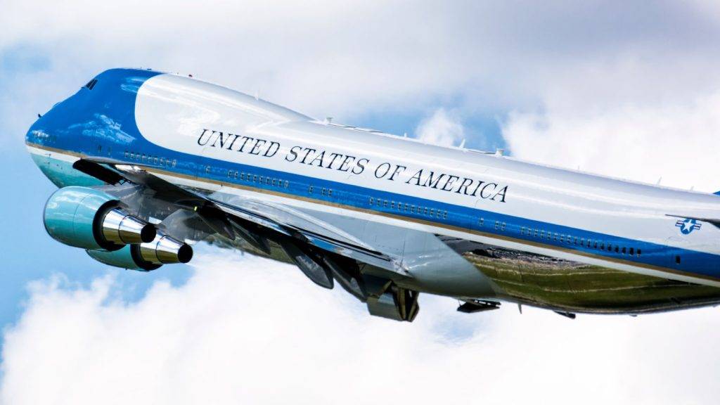 Air traffic control warns flight to turn away from Air Force One as it brings Trumps to London