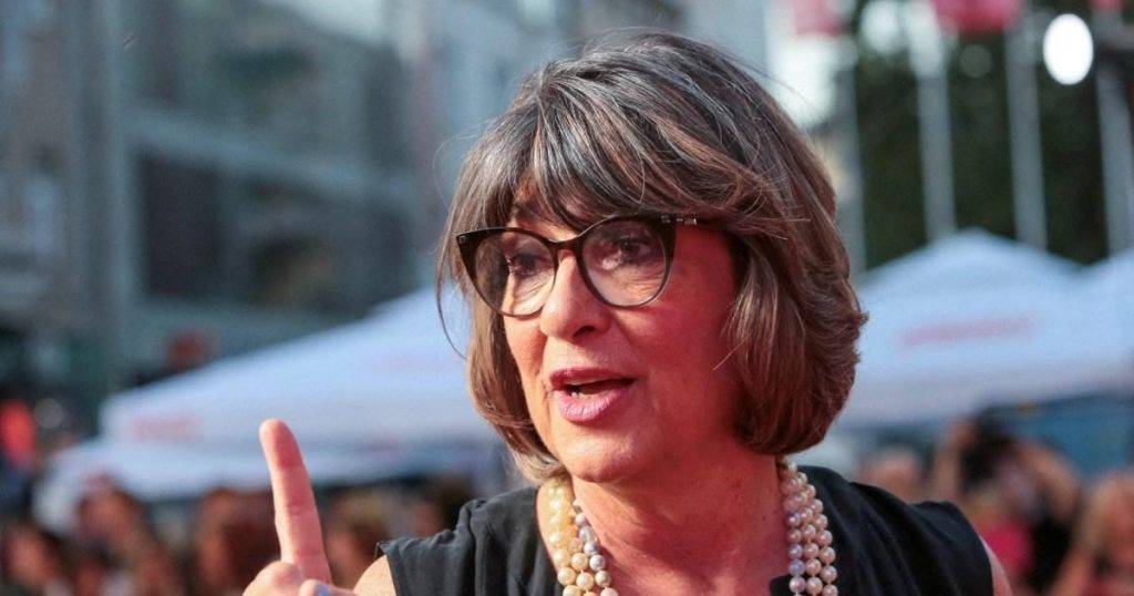 CNN anchor Christiane Amanpour, 67, reveals ovarian cancer return after month off air