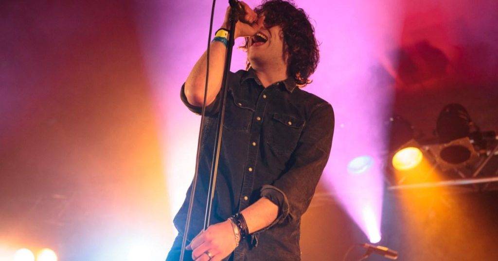 Liverpool band Sound of Guns pay tribute to frontman Andrew Metcalfe after his death