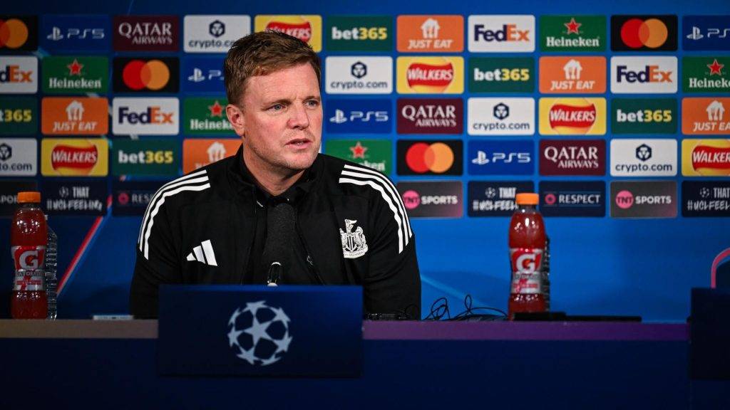 Howe hails Mourinho’s ‘aura’ ahead of Benfica clash Howe hails Mourinho’s ‘aura’ ahead of Benfica clash