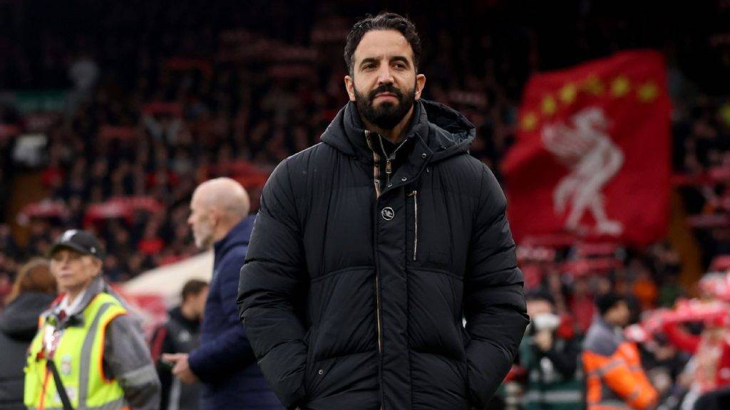 Man United can beat Liverpool but why not midtable sides?