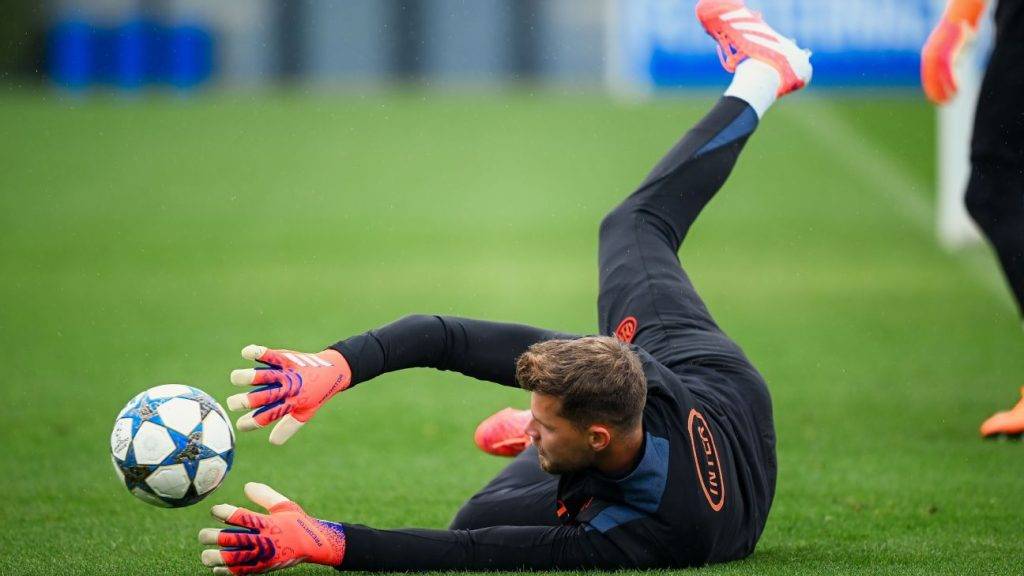 Inter’s Josep Martinez involved in crash that kills an 81-year-old