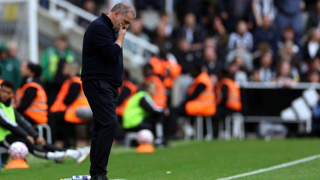 Under-pressure Forest boss Ange Postecoglou ‘I love a fight’ Under-pressure Forest boss Ange Postecoglou ‘I love a fight’
