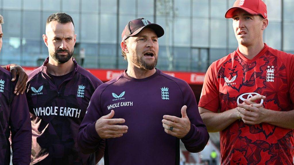 Switch Hit: Black Caps and Pat’s back knack