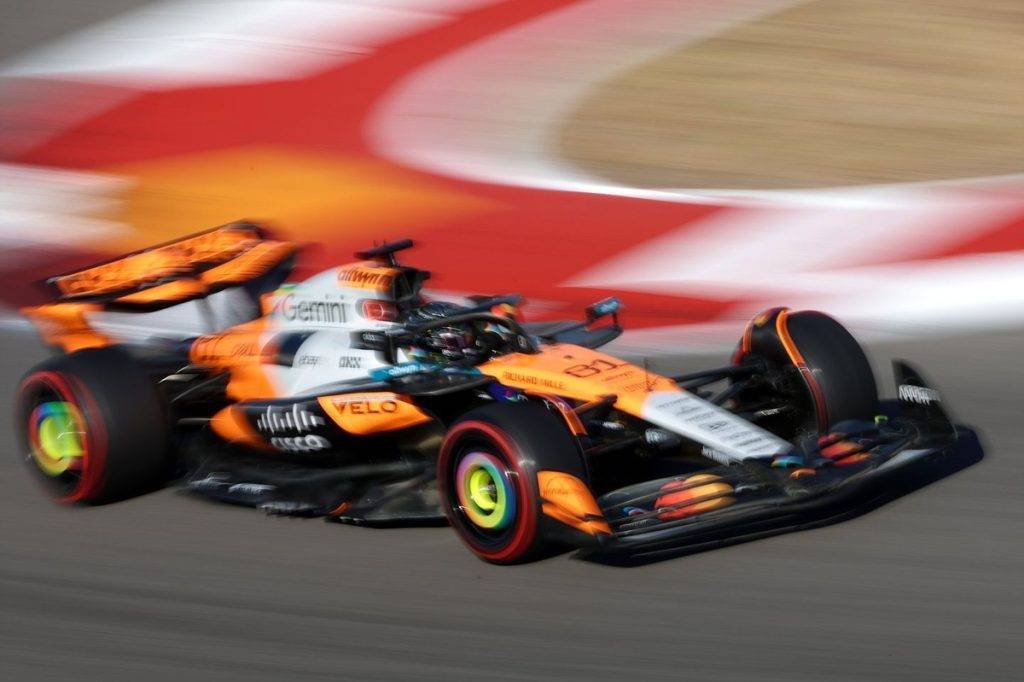 McLaren explains Piastri’s US GP struggles relative to Norris