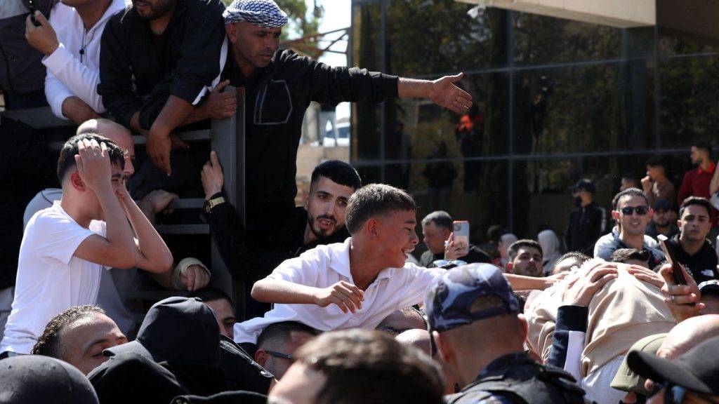 West Bank prisoner releases expose deeper wounds West Bank prisoner releases expose deeper wounds