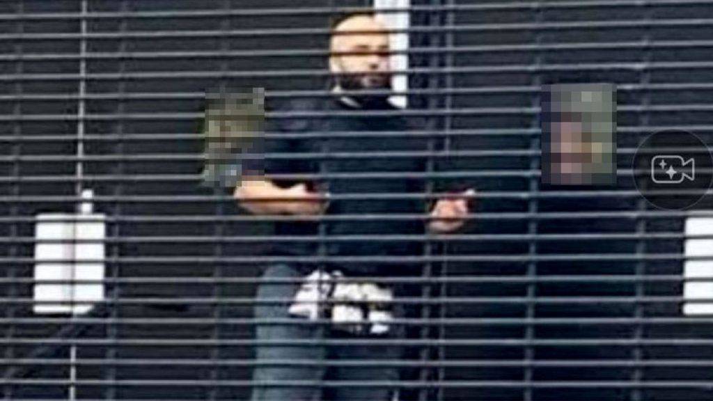 Security guard reveals new details of Manchester synagogue attack