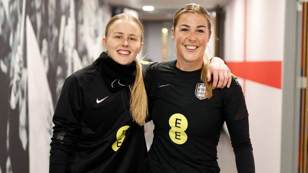 Earps, Hampton fallout: What we know so far from ex-England teammates