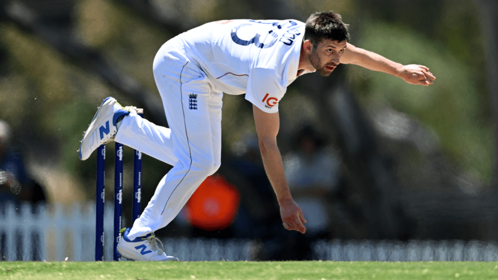 Wood sent for scan after hamstring stiffness in Ashes warm-up
