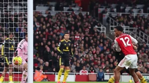 Paul Scholes suggests Michael Carrick might manage a rival of Man Utd | Football WTX News Arsenal vs Man Utd LIVE