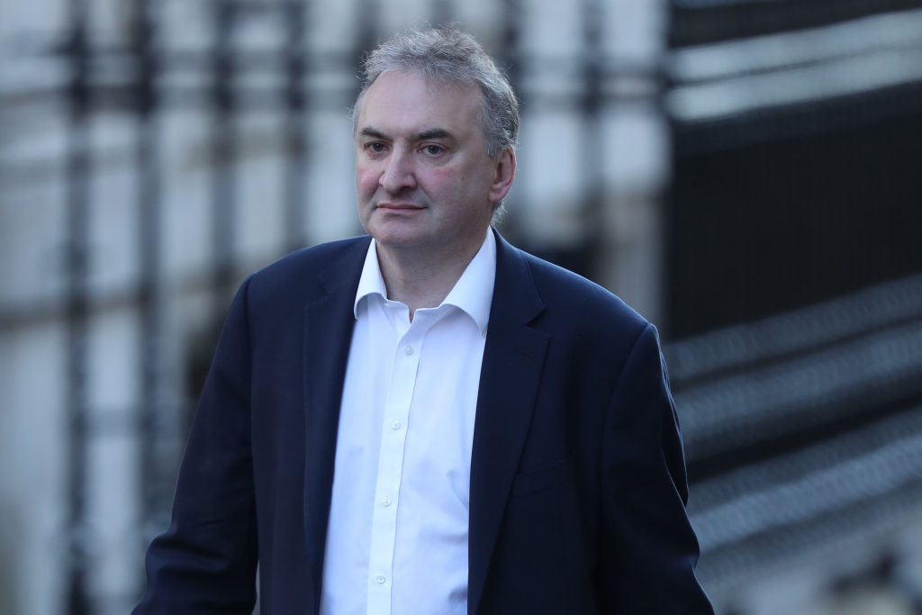 Starmer Faces Backlash Over Shabby Sacking of Civil Service Chief Wormald