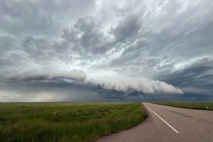 Tornado warning lifted for parts of Manitoba following severe thunderstorm WTX News Thunderstorm June 16