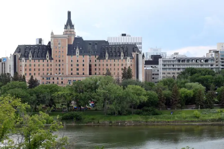 High flows in South Saskatchewan River dislodge buoys and trigger rescues WTX News south saskatchewan river saskatoon