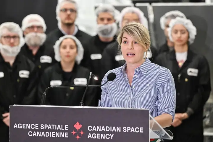 Canada hires foreign scientists and researchers, predominantly from the US WTX News 1ab512aed3af7393f4b0ef622c9bbc1d11b329f65083c78703950a24b7a8dbfc