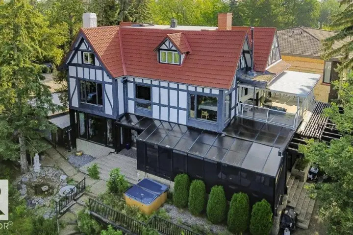Peter Pocklington’s former mansion listed for auction in Edmonton WTX News E4501779 14