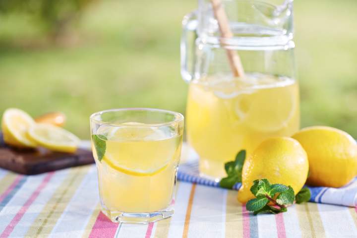 Lemonade stand
