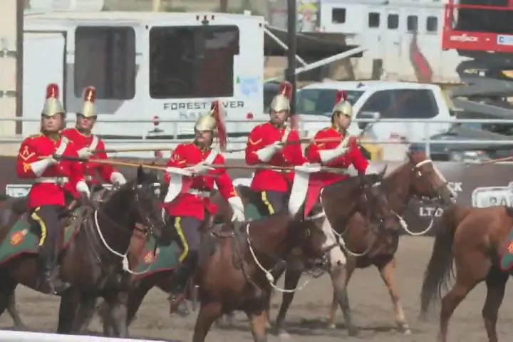 Canadian military history showcased at Whoop-Up Days in Lethbridge WTX News MOUNTED TROOP