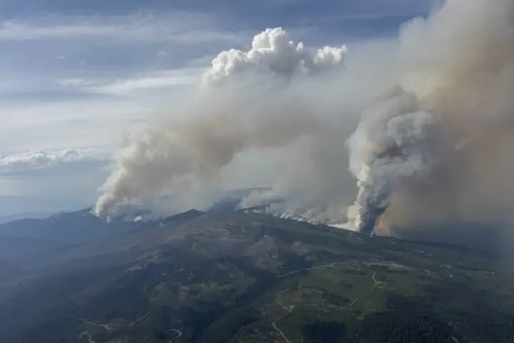 B.C. evacuees return home Saturday with warnings to prepare for changes WTX News aac222cb4d3ee09d74b0d2f224599477b42b1fc5477b7c285f0def5876a25216