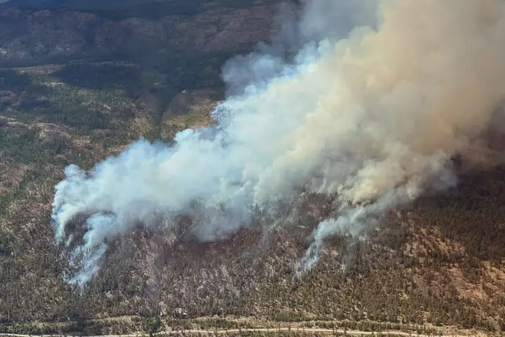 Okanagan wildfires prompt additional evacuation orders as First Nation evaluates damage WTX News okanagan fire closeup
