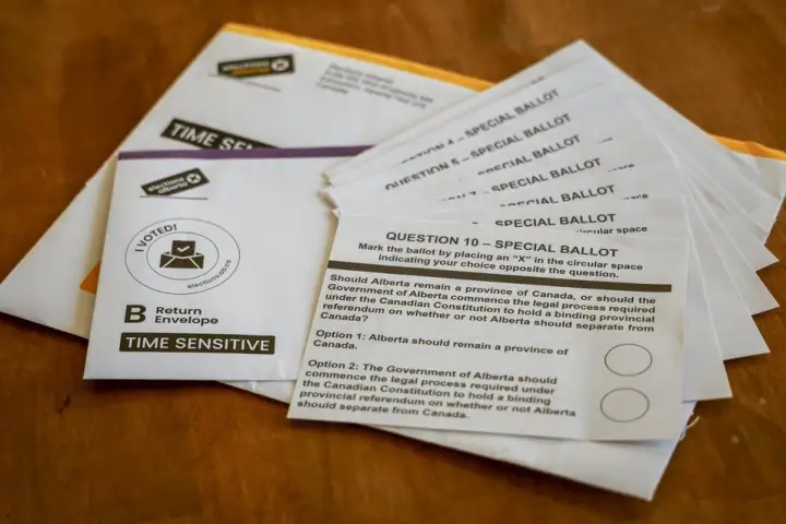 Alberta premier highlights error correction in referendum ballot packages WTX News 76aa4e369441b54ecd808c74cd72223560cf8e59ef1aaccdbf5c9f7d6c43acef
