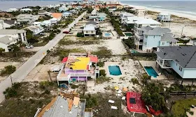 Hurricane Isaias causes four deaths and widespread power outages in Florida Hurricane Isaias causes four deaths and widespread power outages in Florida